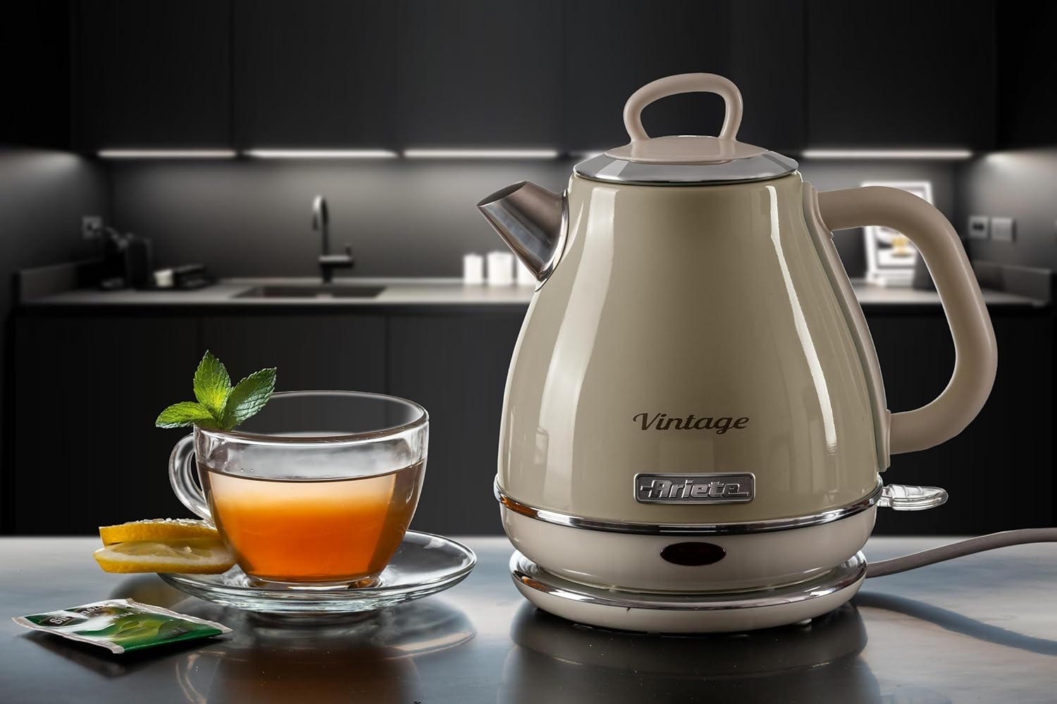 Ariete 2868 Vintage kettle Retro style 1600 W 1 L capacity